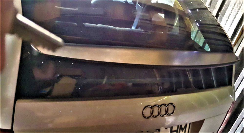 Автомобиль AUDI A2