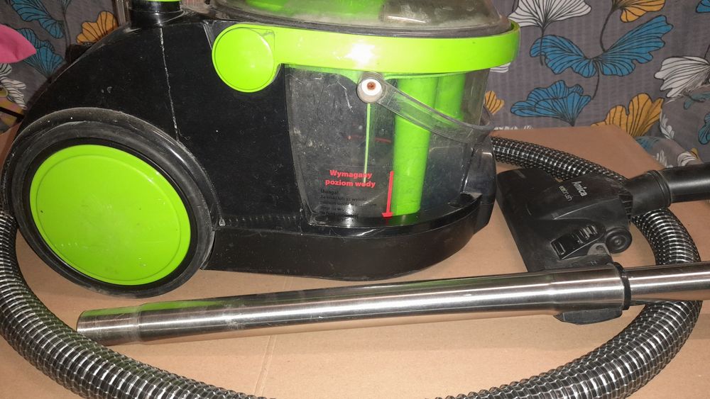 Odkurzacz  MPM wodny Bora 2400w