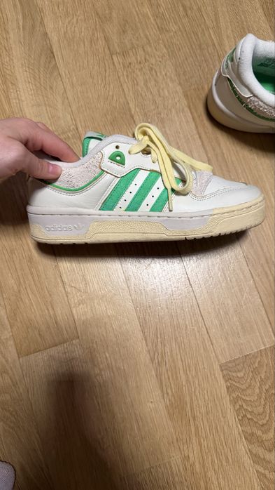 Кросівки/кеди adidas Originals Rivalry 86 Low