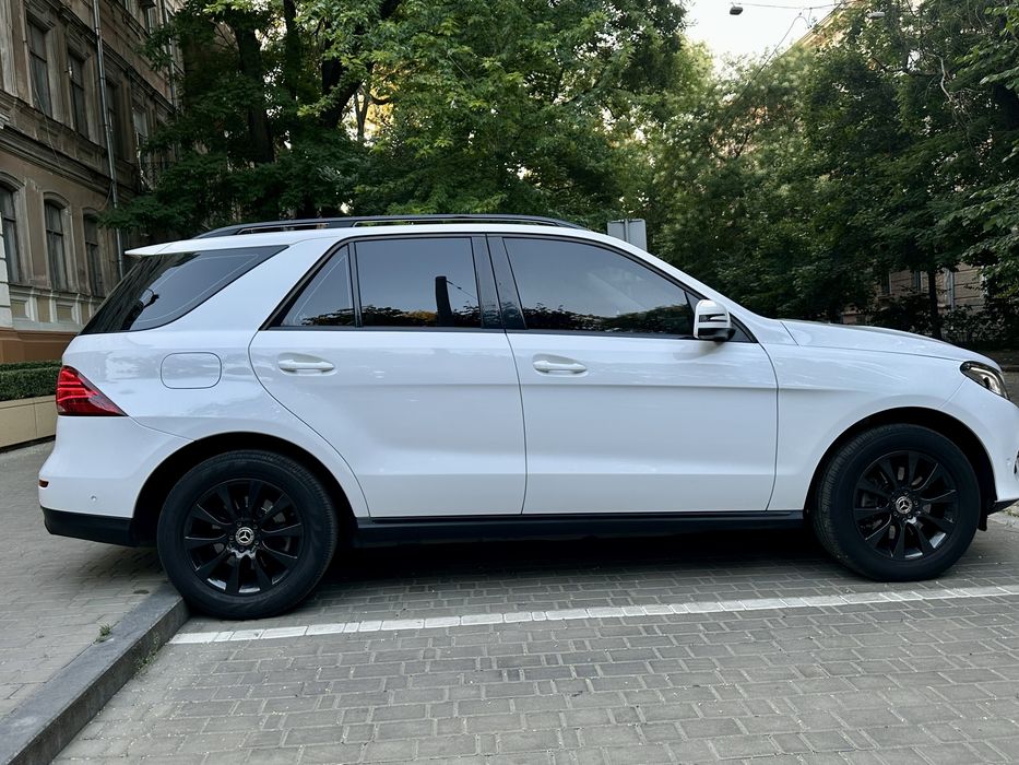 GLE 250 diesel офіційний 17 рік
