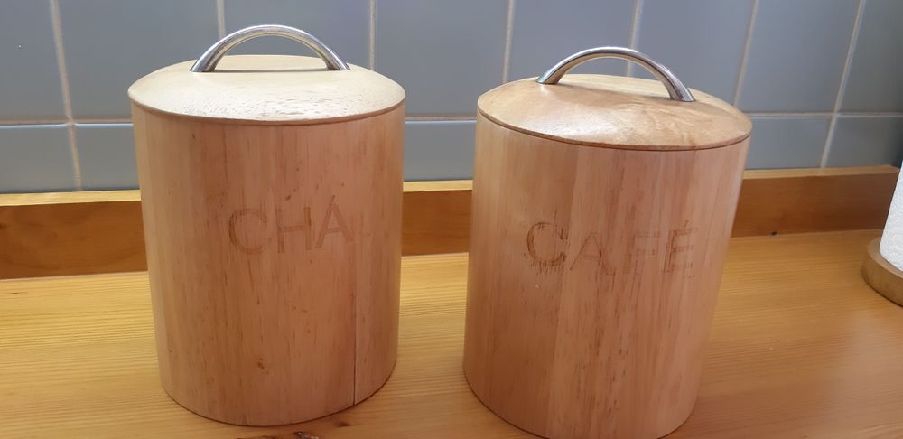 Recipientes em Madeira