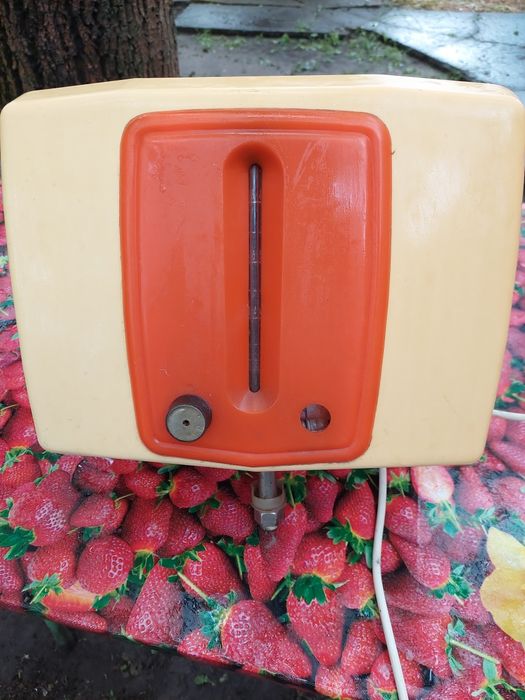 Продам електронагрівач води