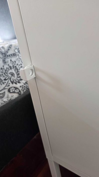 Armario metal Ikea