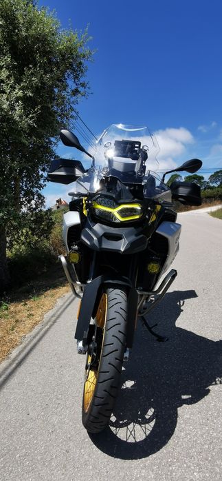 BMW f 850 GSA 40° aniversário  Akrapovič