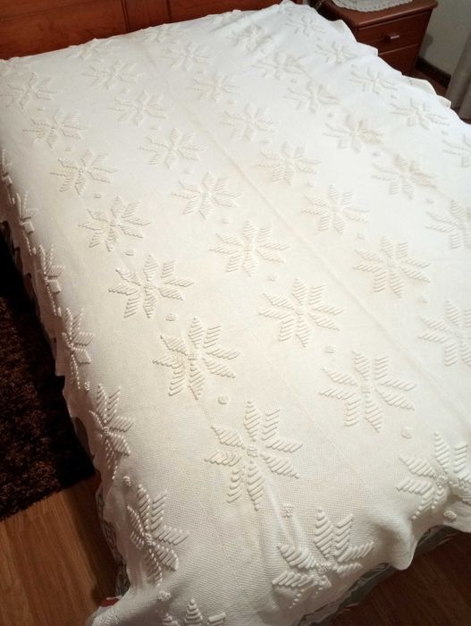Colcha de croché branca