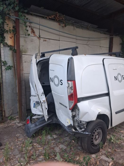 Renault kangoo de 2013 salvado
