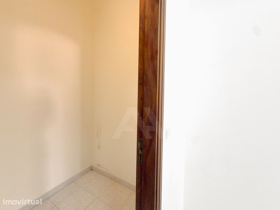 Loja Remodelada no Cacém
