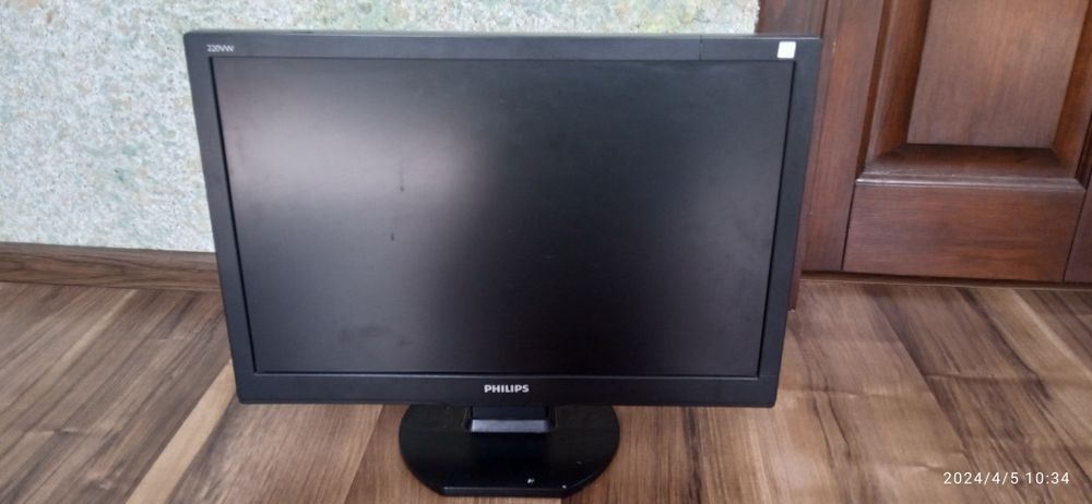 Монітор PHILIPS !