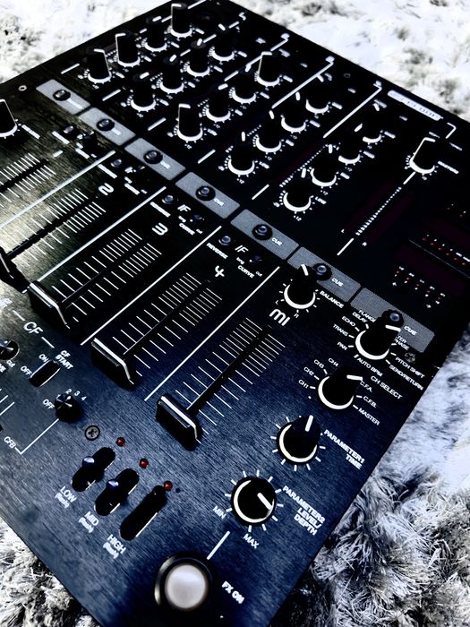 Mesa de mistura DJ - RELOOP RMX 40 DSP