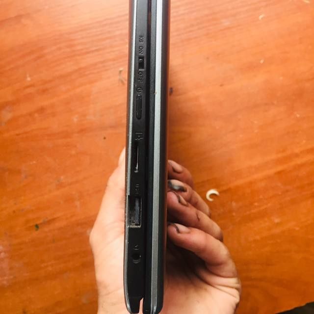 Ноутбук ProLine сенсорным екраном