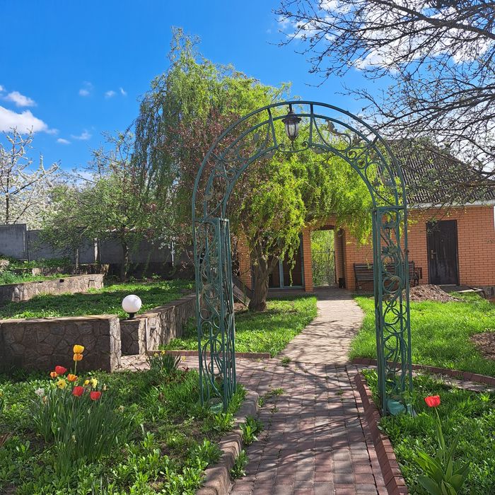 Будинок для великої родини