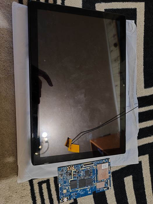 2 планшета Teclast M40