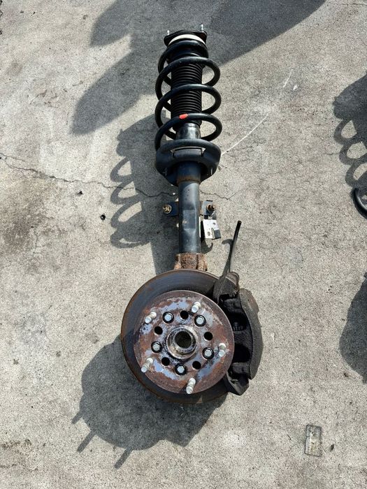 Mcperson zwrotnica prawa Ford Transit Custom 2.2 TDCI