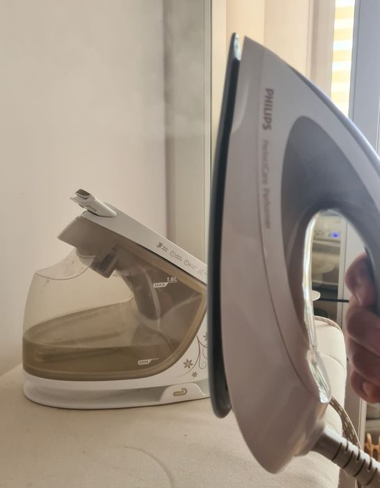 Generator pary Philips PerfectCare Performer GC8700