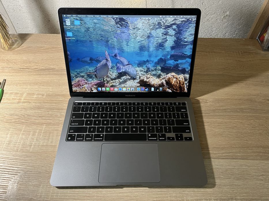 Макбук еір 13 m1/ Macbook air 13 m1 (2020) 242гб
