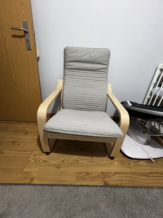 Cadeira baloiço cinza