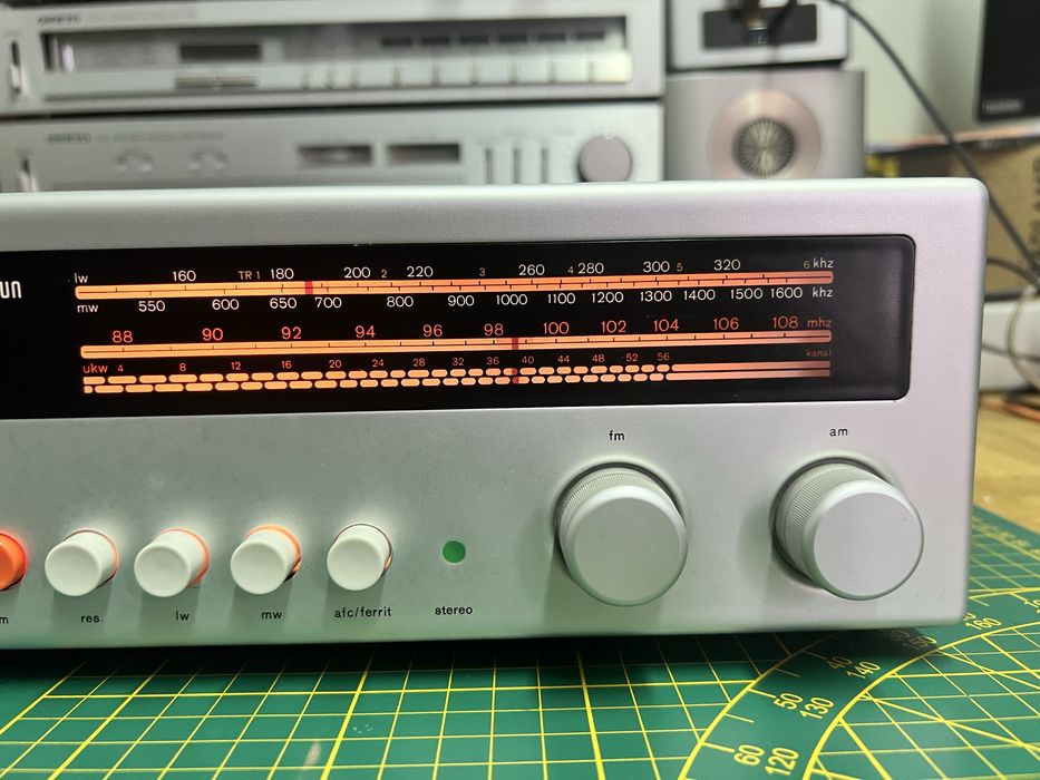 Braun 501 Regie , amplituner