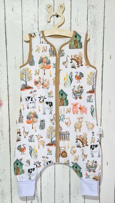 Śpiworek z nogawkami - Wywijane skarpety 1,5 tog  wzór- Zagroda