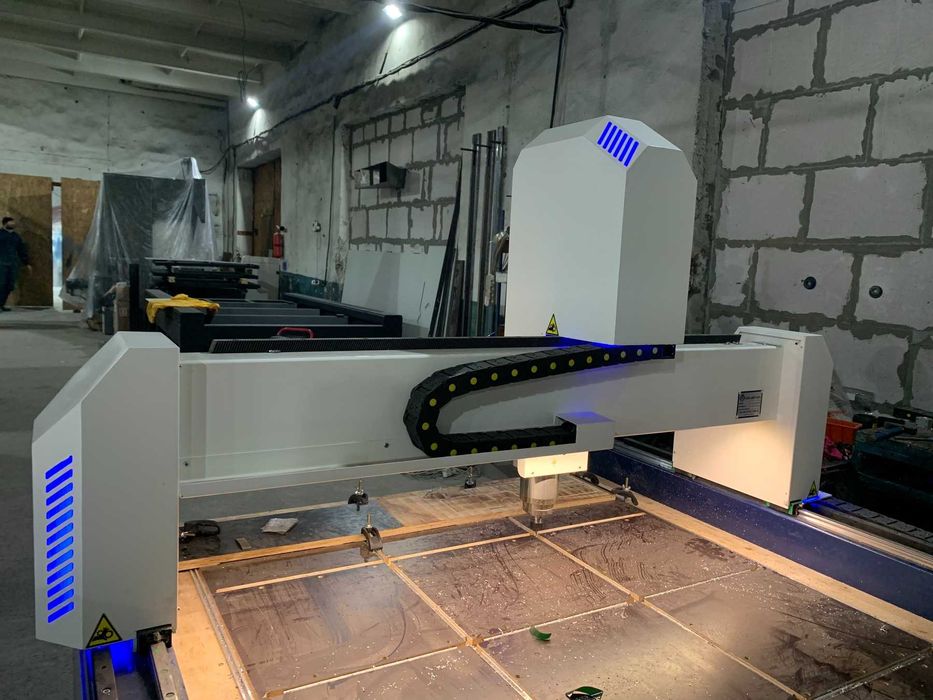 В НАЛИЧИИ!!!АКЦИЯ!!!Станок с ЧПУ CNC фрезерный, большое рабочее поле!