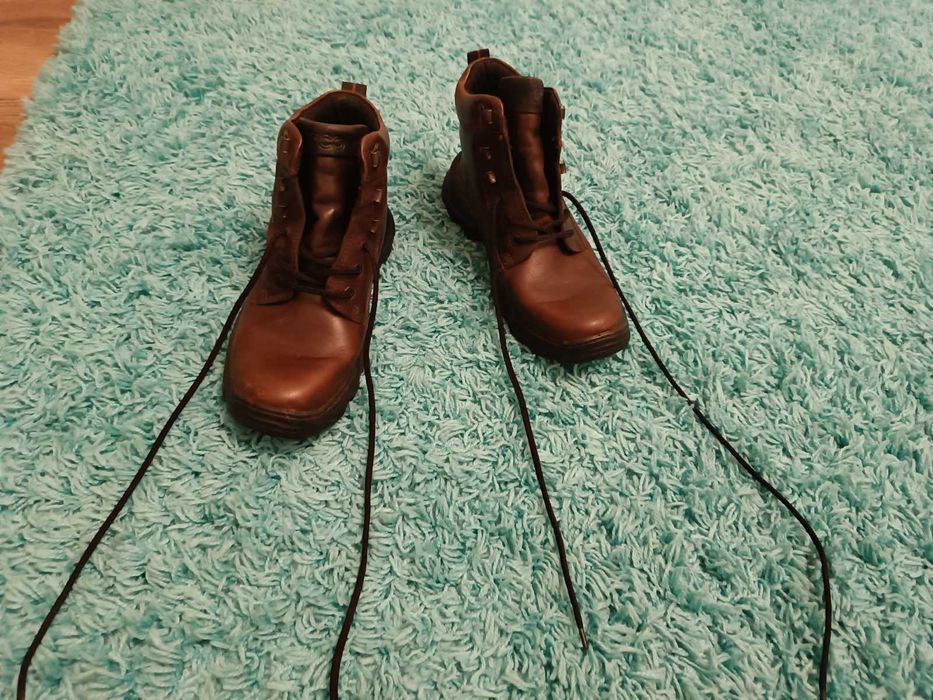 Ботинки зимние 40 размер б/у в отличном состоянии