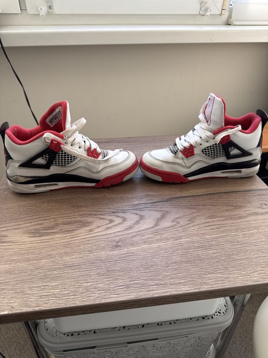Кросівки Air Jordan 4 Retro "Fire Red"