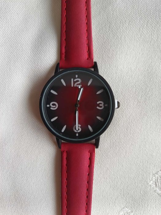 Wyprzedaż Zegarek damski/Nowe