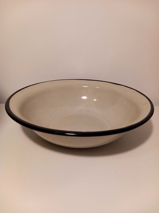 Stara emaliowana miska PRL retro metalowa vintage 24 cm
