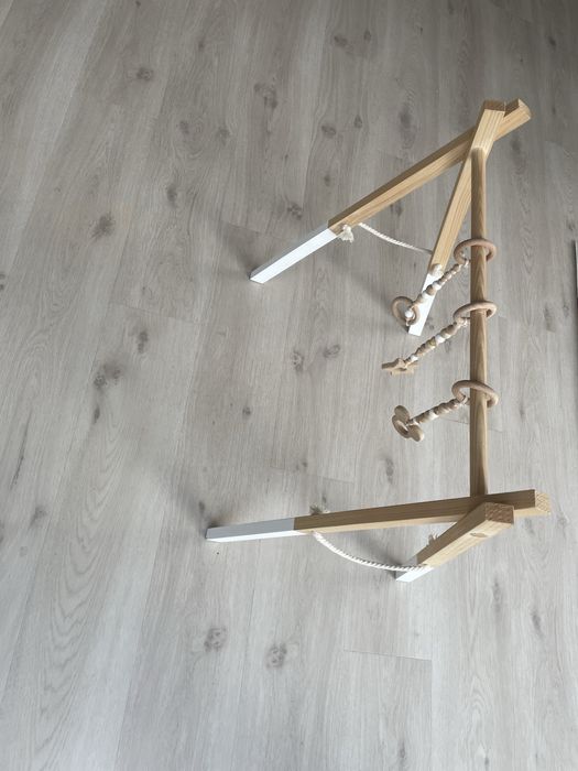 Stojak edukacyjny Baby gym