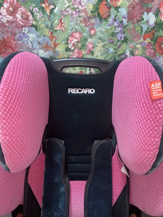 Автокресло Recaro