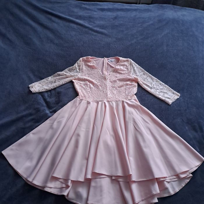 Sukienka Nicolle marki Numoco 2xl