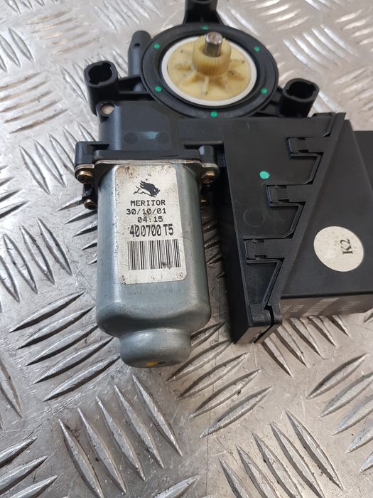 Silniczek Szyby Prawy Przód 6Q2959801A Vw Polo Iv 9N