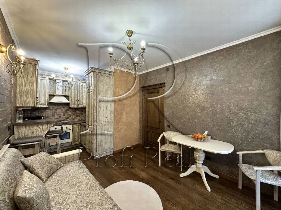 Продаж 1 кімн. ЖК Комфорт Таун