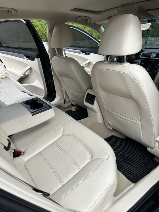 Volkswagen PASSAT NMS 2013