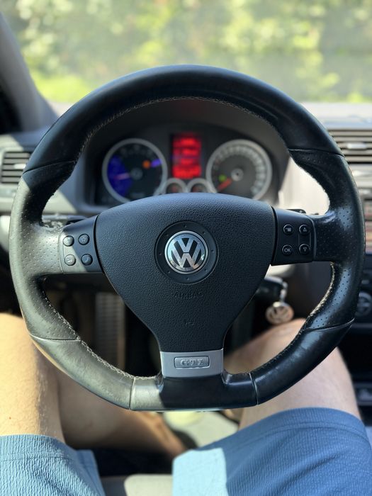 Volkswagen Golf GTI 2.0