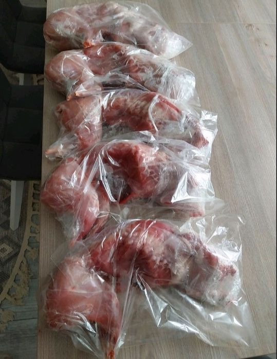 Домашнє м'ясо кролика / свіжі тушки / дієтичне