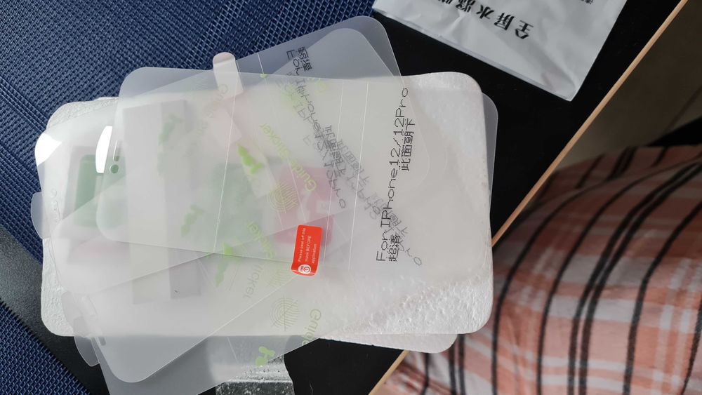 Захисні плівки для iPhone 12/ 12 pro