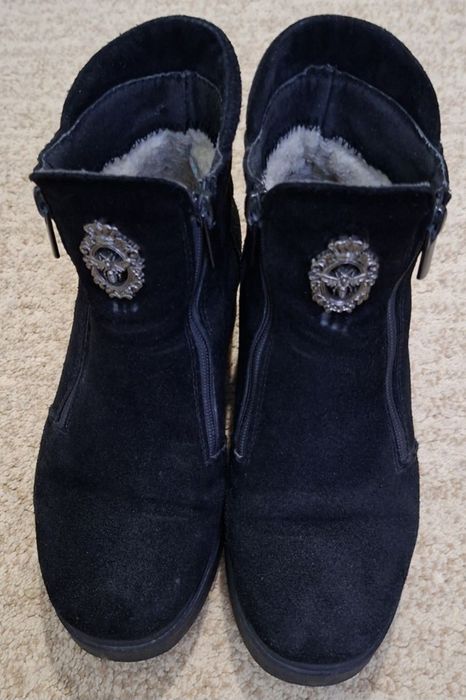 Ботінки замшеві.