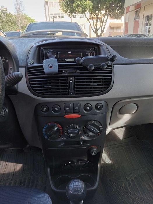 Vendo Fiat Punto ELX