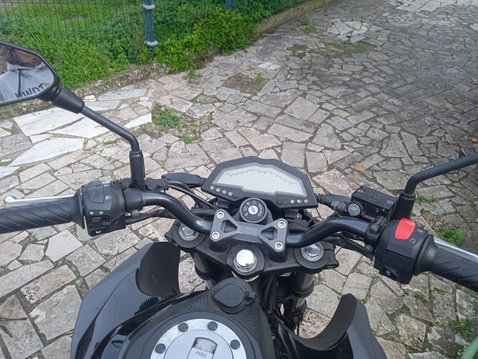 Moto Sm moto preta