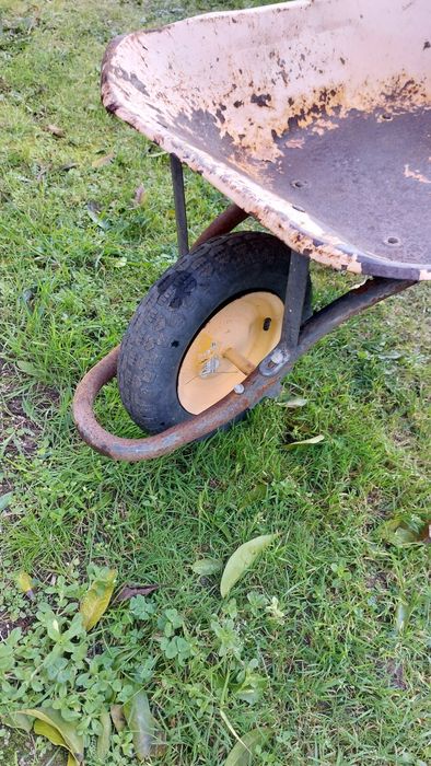 Carrinho de mão para jardim