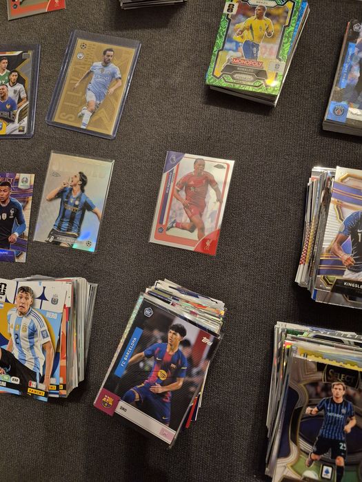 Karty piłkarskie topps I panini