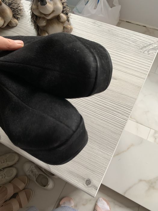 Замшеві чоботи на весну ,осінь