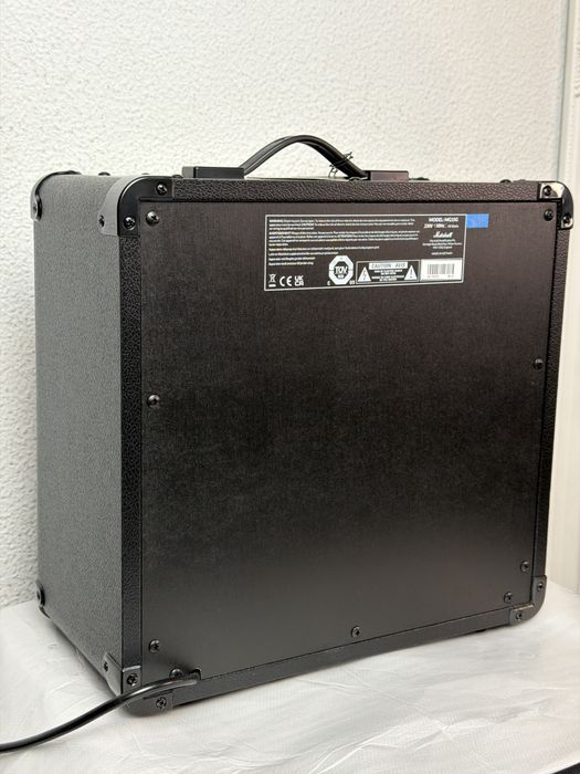 Amplificador Marshall MG15G
