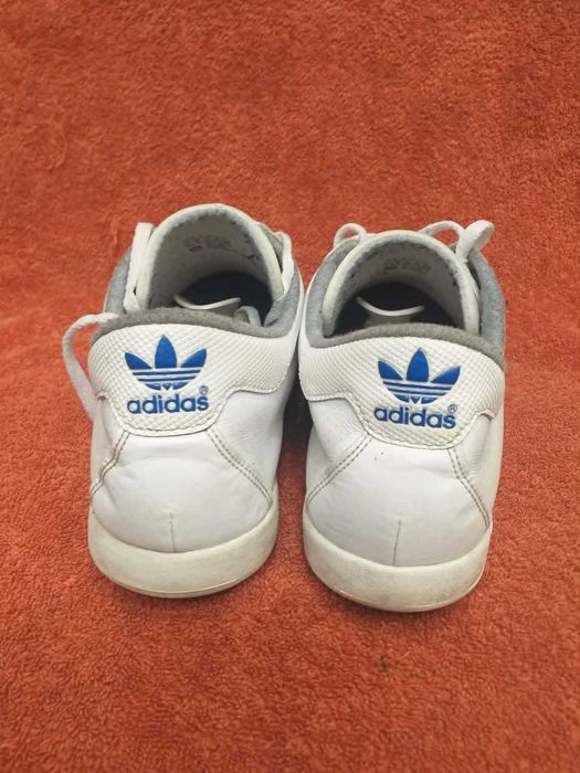 Adidas The Sneeker