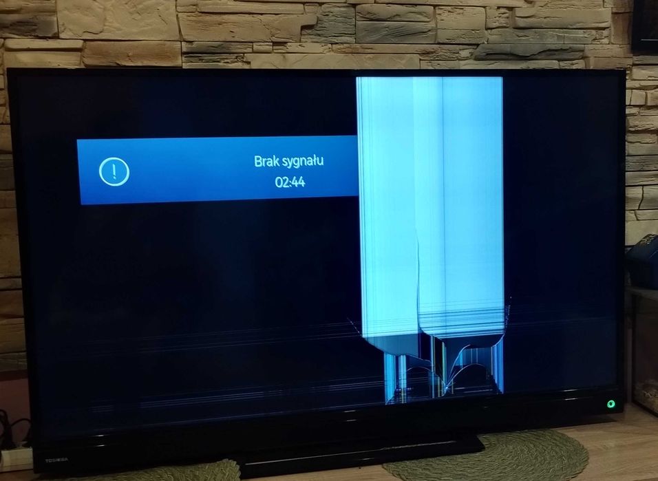 Tv Toshiba uszkodzona matryca