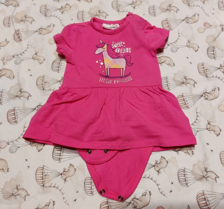 Ubranko niemowlęce dla dziewczynki