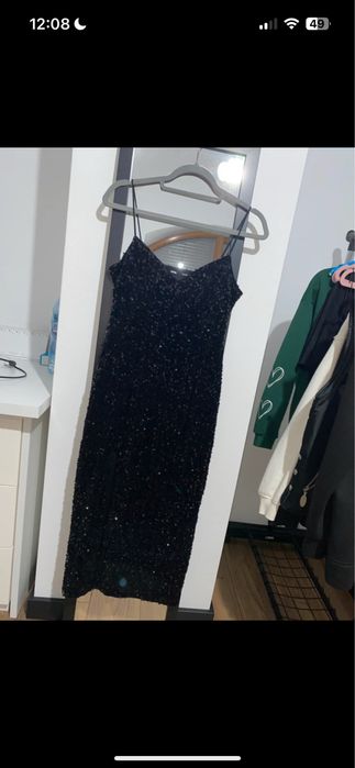 sukienka dluga midi z cyrkoniami