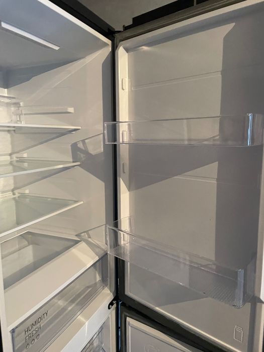 Frigorífico Samsung - 1 ano de uso