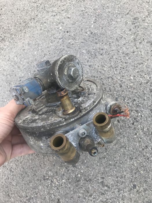 Газовый редуктор  67R010218