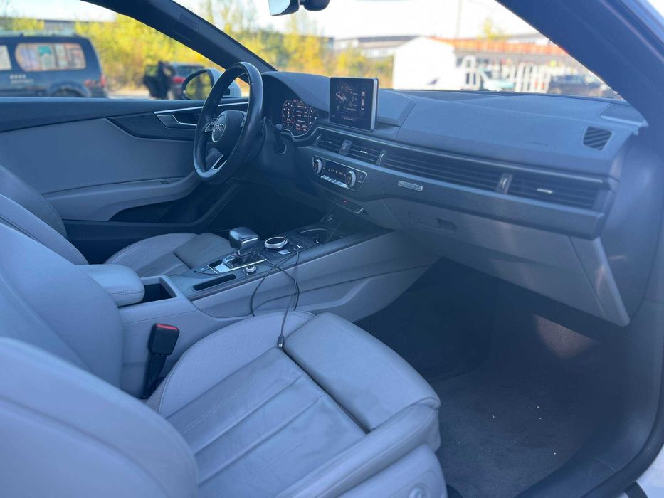 Audi A5 2018 2.0 Бензин